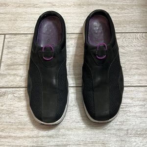 Cole Haan Nike Air Black Slip Ons-8.5B